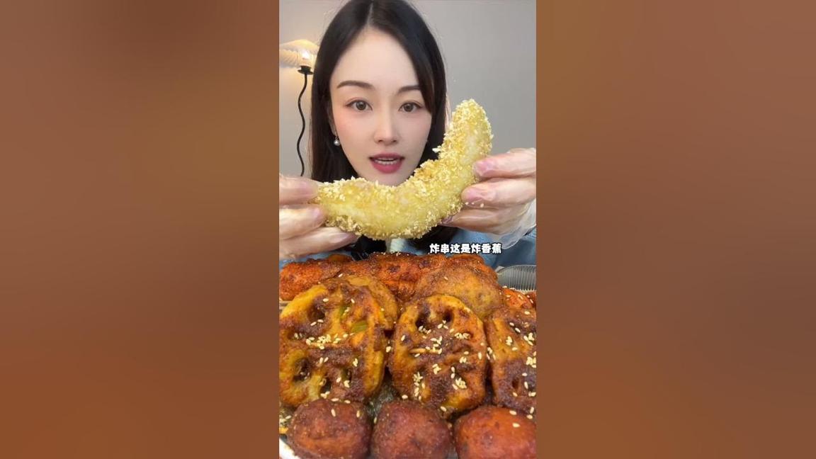 YumYumYields | Mukbang | Thử Thách Mukbang Các Món Ăn Của Trung Quốc Với Cô Gái Xinh Đẹp